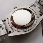 Rolex Oyster Perpetual Milgauss White Dial 40mm - Image 5