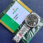 Rolex Oyster Perpetual Datejust 40mm - Image 3