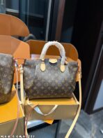 Louis Vuitton Montaigne BB (Monogram) - Image 10